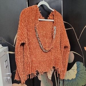 Beautiful Tattered Hem Sweater W/rhinestone Backline, Pull Over Size M